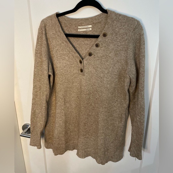 Anthropologie Serena Pullover Sweater M Heather Tan V-Neck Buttons Side Slit - Picture 2 of 6
